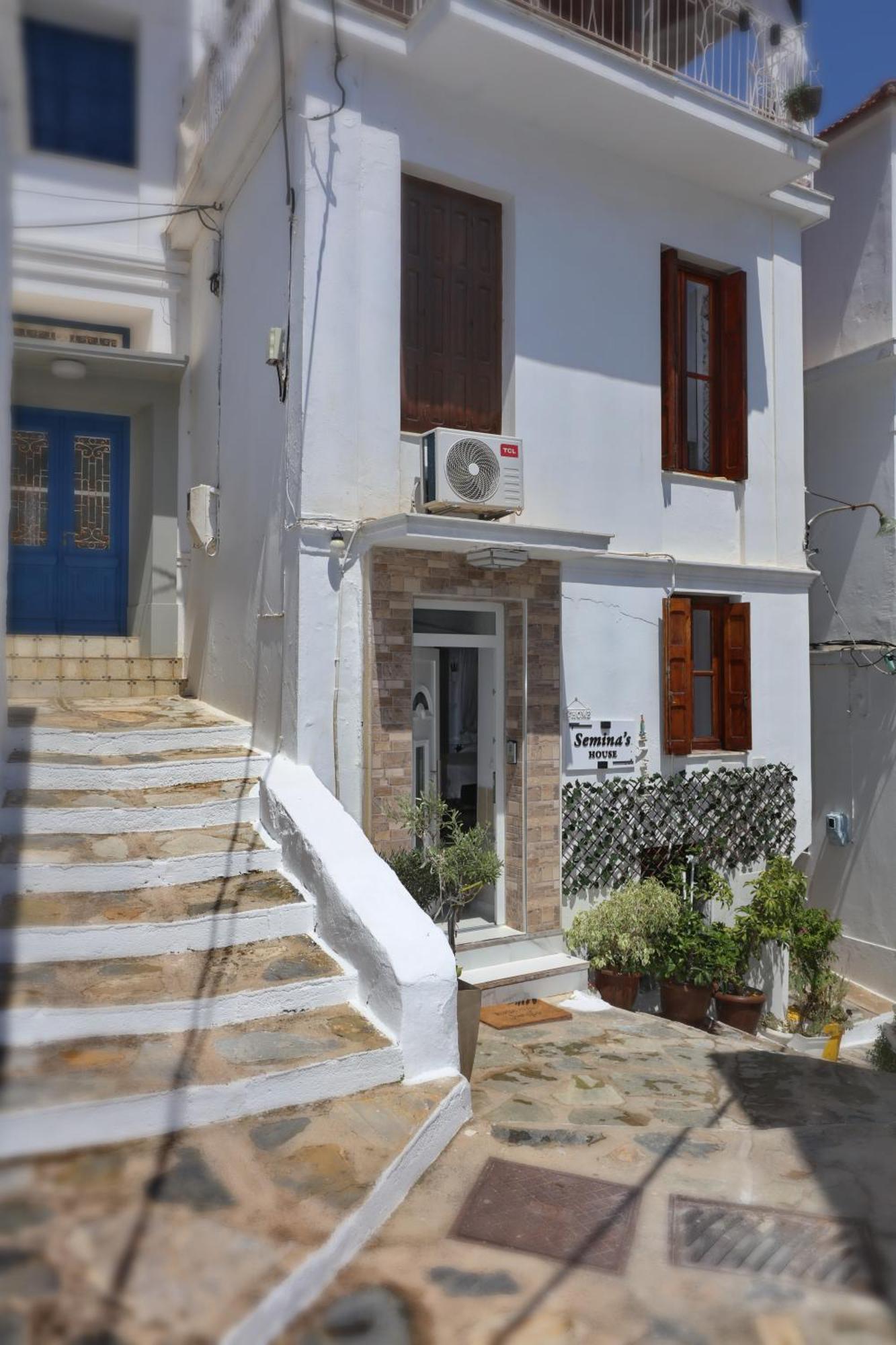 Seminas House Skopelos Town