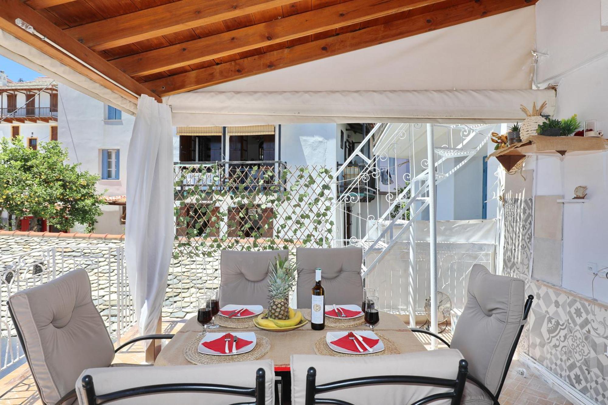 Seminas House Skopelos Town